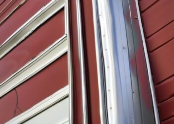 Fixing Aluminum Siding Dents In Oakville